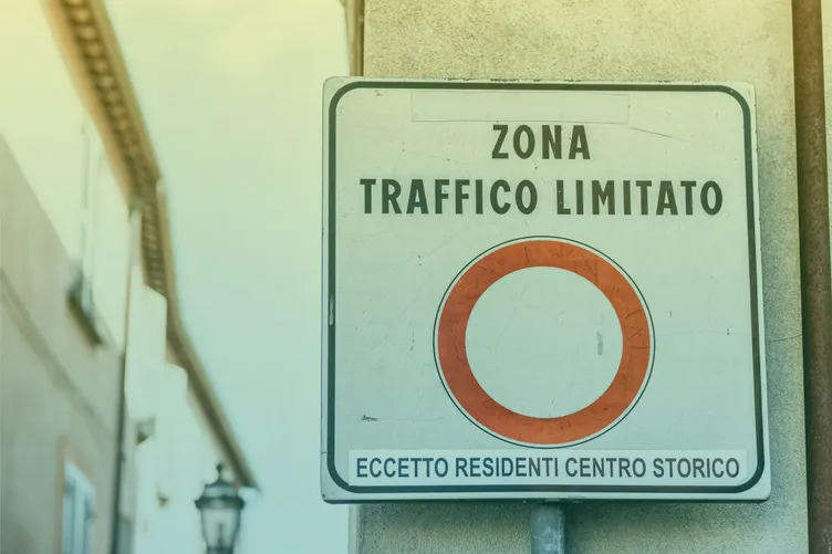 Italiaanse verkeersregels ZTF